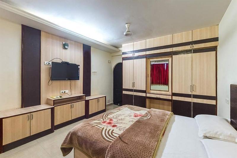 Hotel Mars Madras Buitenkant foto