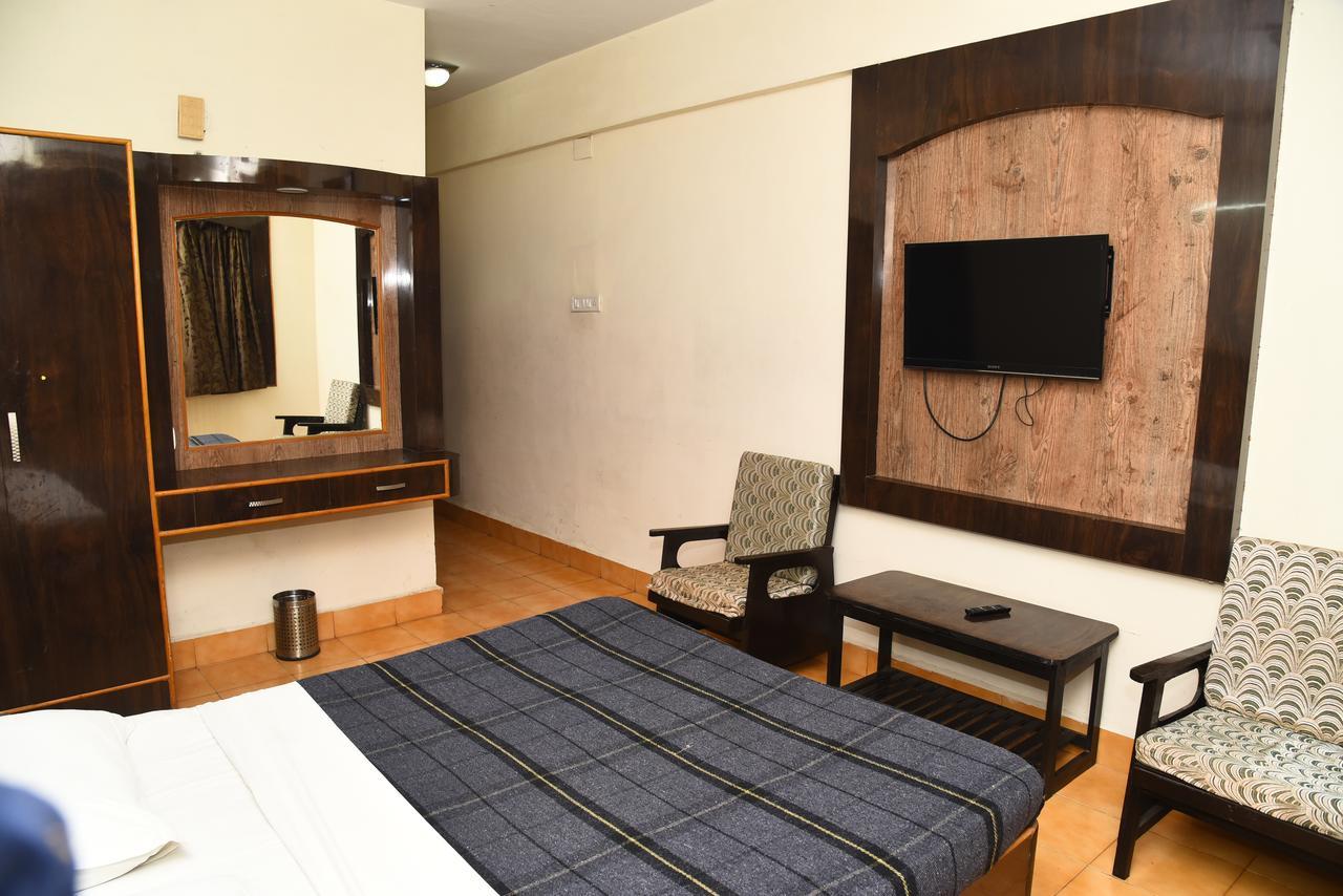 Hotel Mars Madras Buitenkant foto