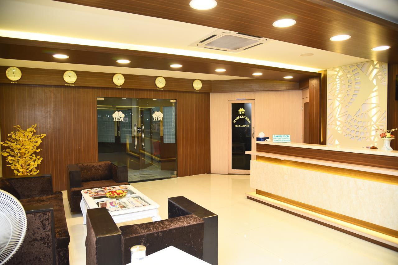 Hotel Mars Madras Buitenkant foto